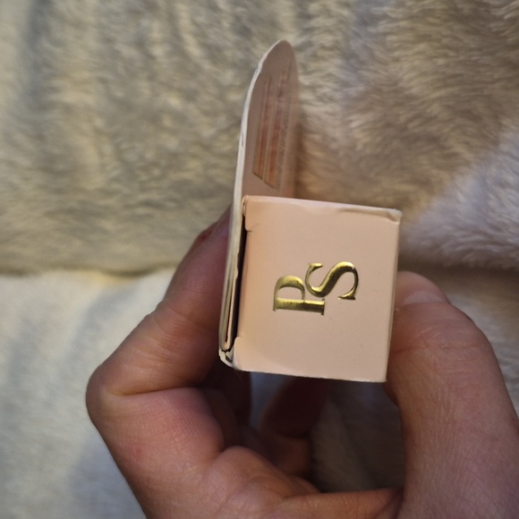 Polite Society Lip Gloss NIB - Picture 2 of 9